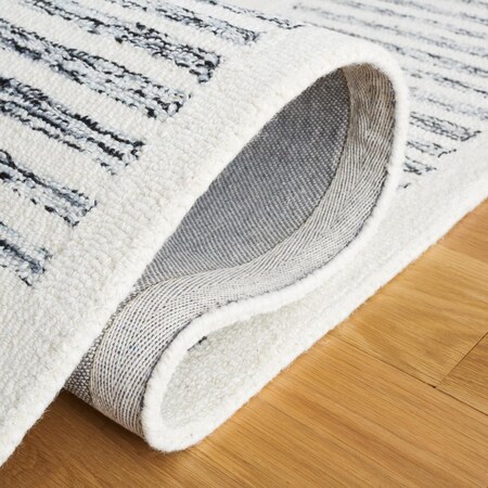 Safavieh 6 x 6 ft. Casablanca Round Hand Tufted Rug; Ivory & Black CSB983A-6R